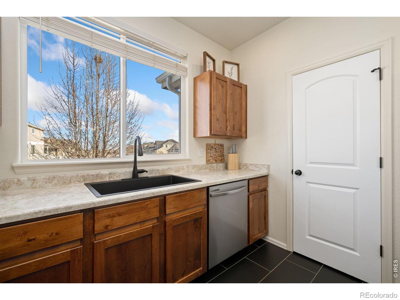 MLS Image #9 for 715  mt evans avenue,severance, Colorado