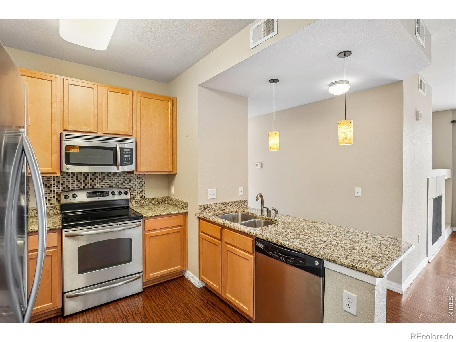 MLS Image #2 for 804  summer hawk drive,longmont, Colorado