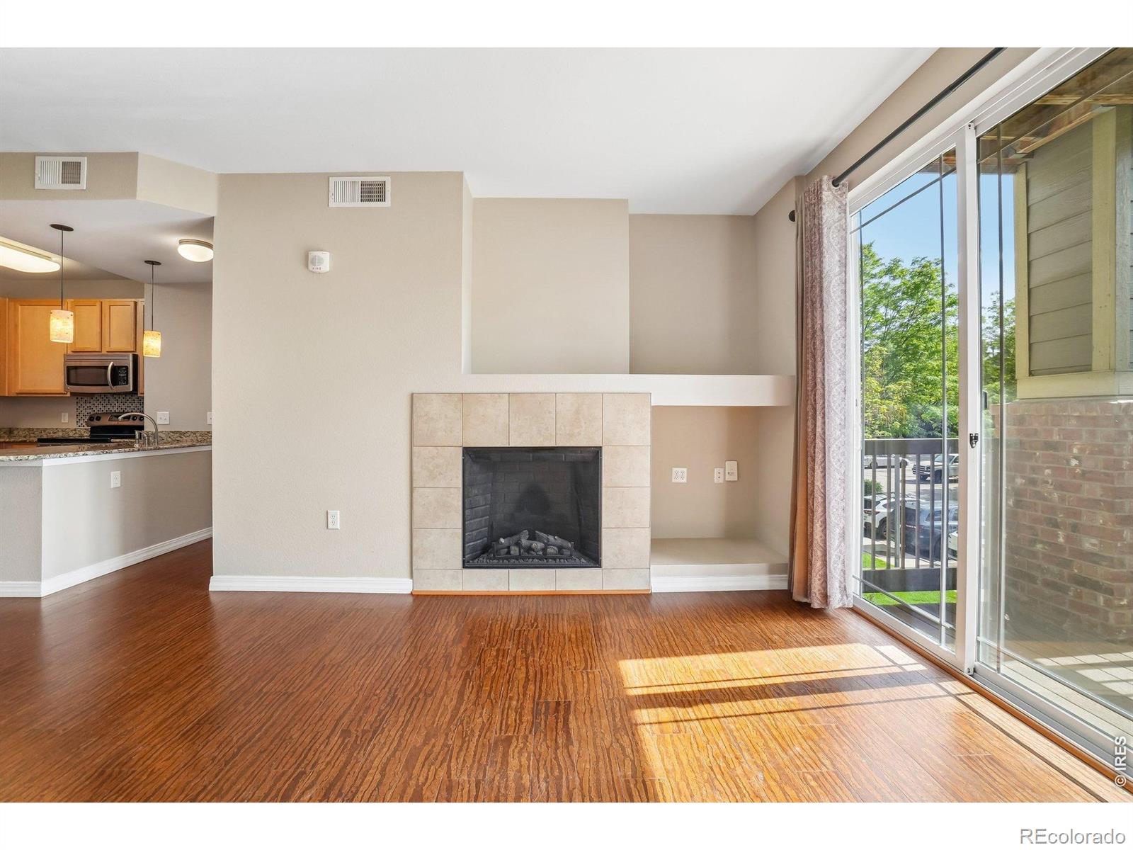 MLS Image #7 for 804  summer hawk drive,longmont, Colorado