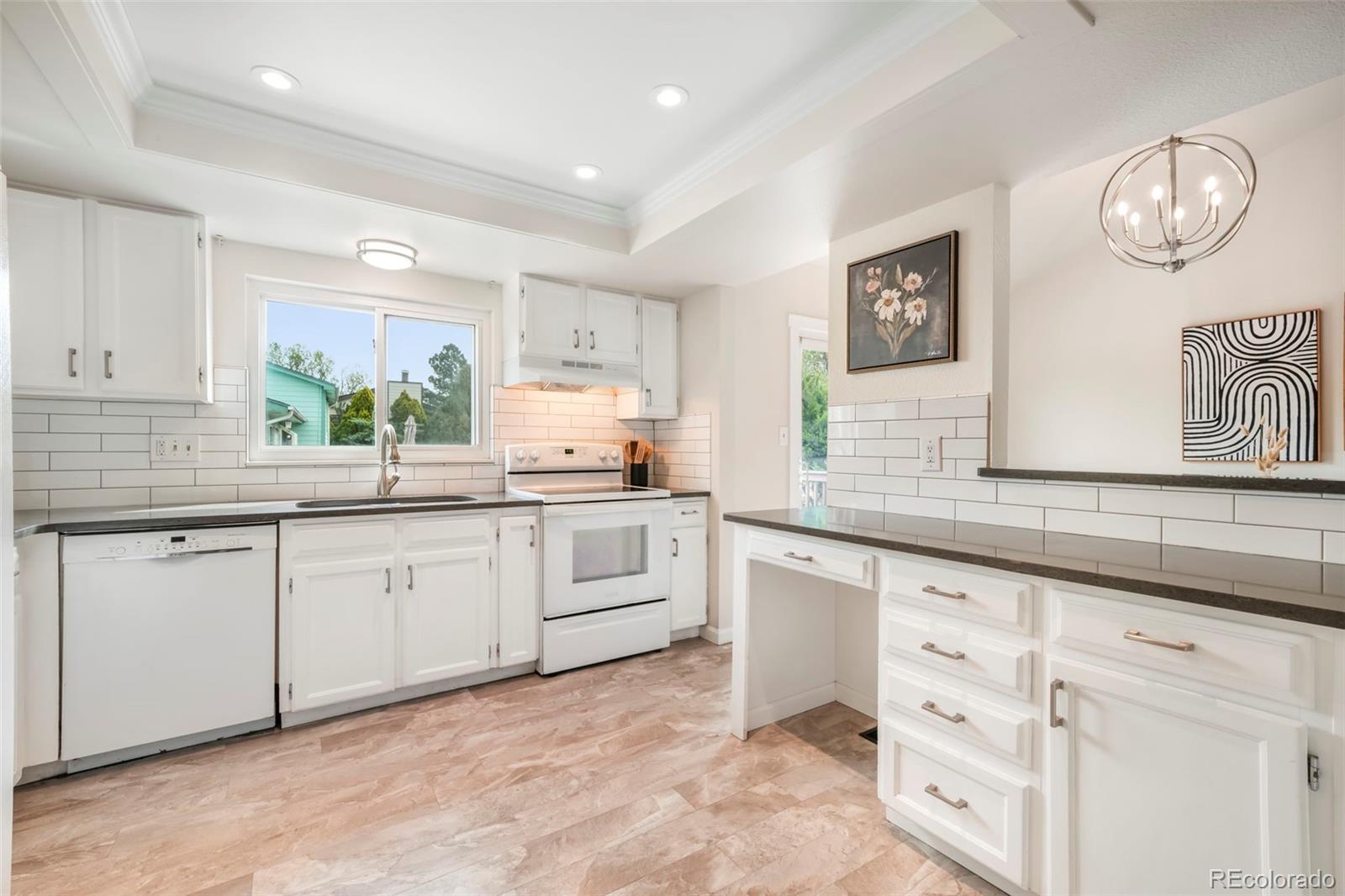MLS Image #11 for 2510  black diamond terrace,colorado springs, Colorado