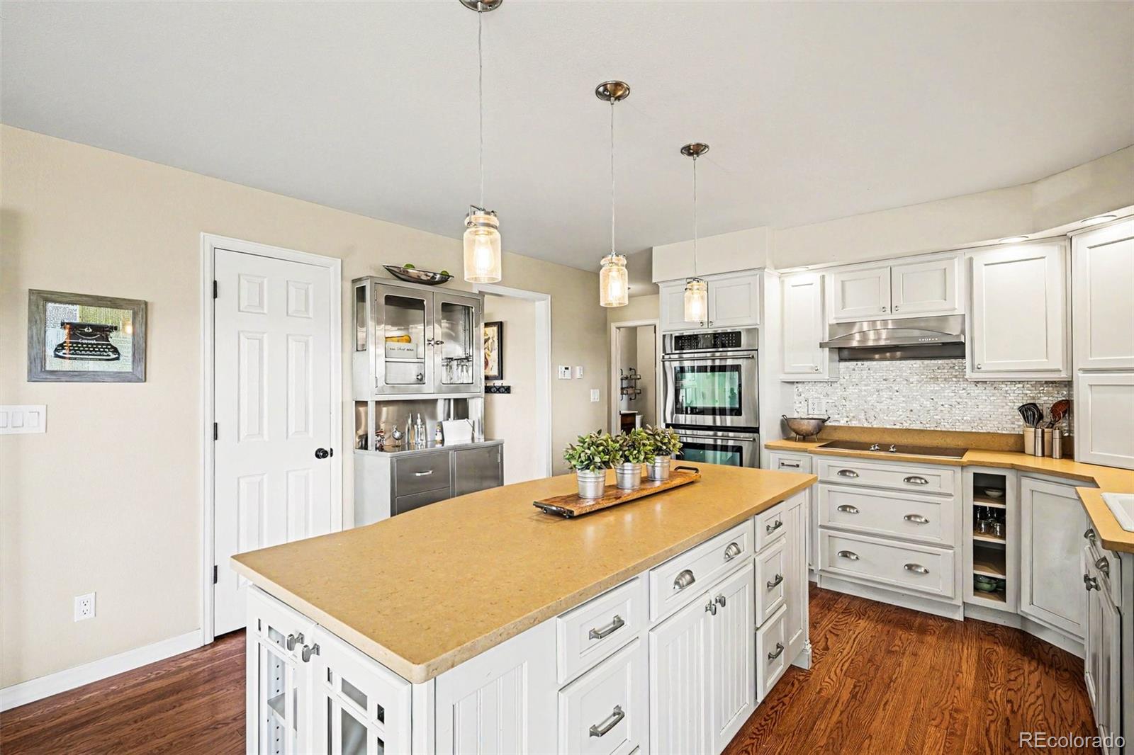 MLS Image #10 for 1574  sunset ridge road,highlands ranch, Colorado