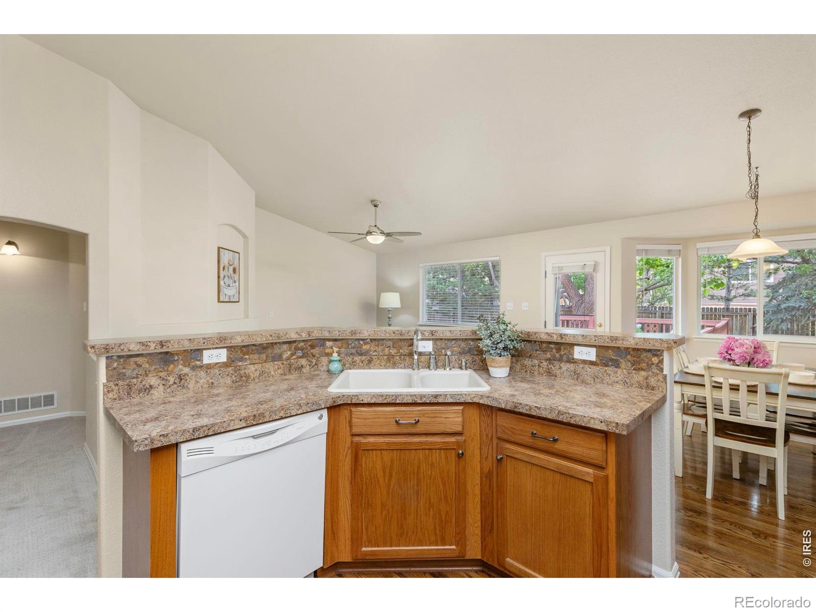 MLS Image #10 for 10674  echo street,firestone, Colorado