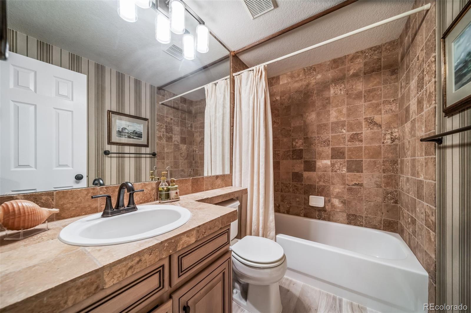 MLS Image #10 for 19676 e pinewood drive,aurora, Colorado