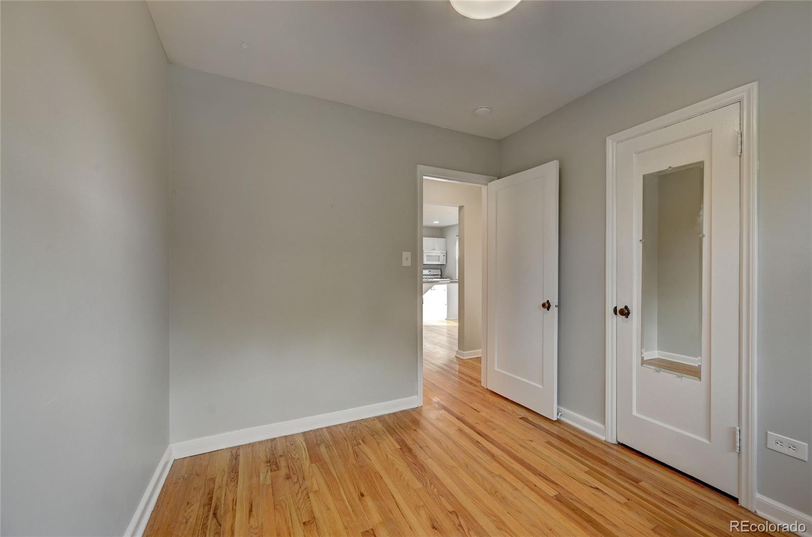 MLS Image #13 for 505 n logan street 6,denver, Colorado