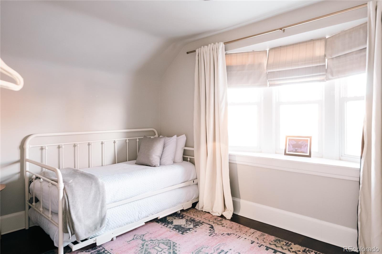 MLS Image #26 for 3533 n vine street,denver, Colorado