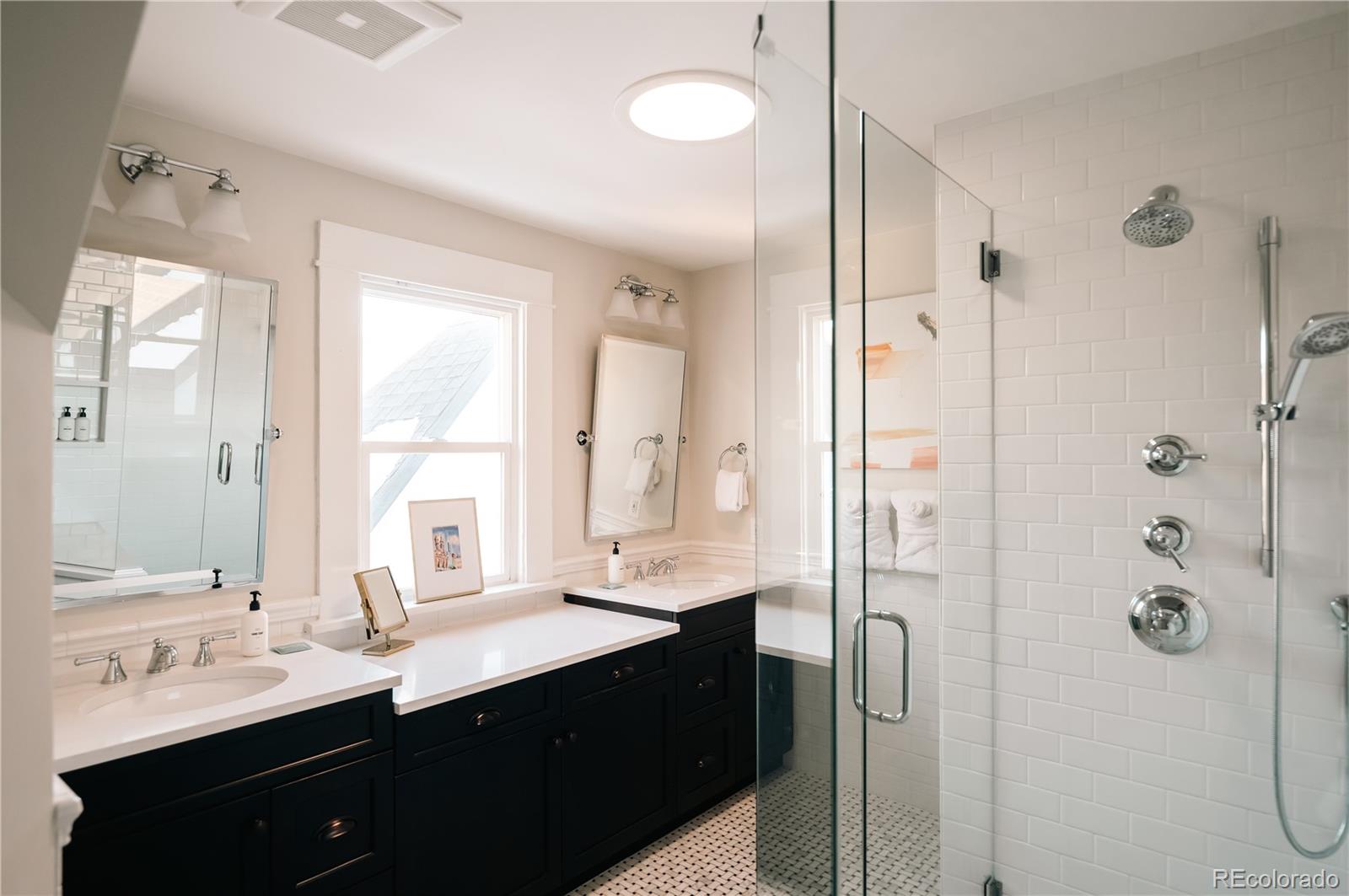 MLS Image #34 for 3533 n vine street,denver, Colorado
