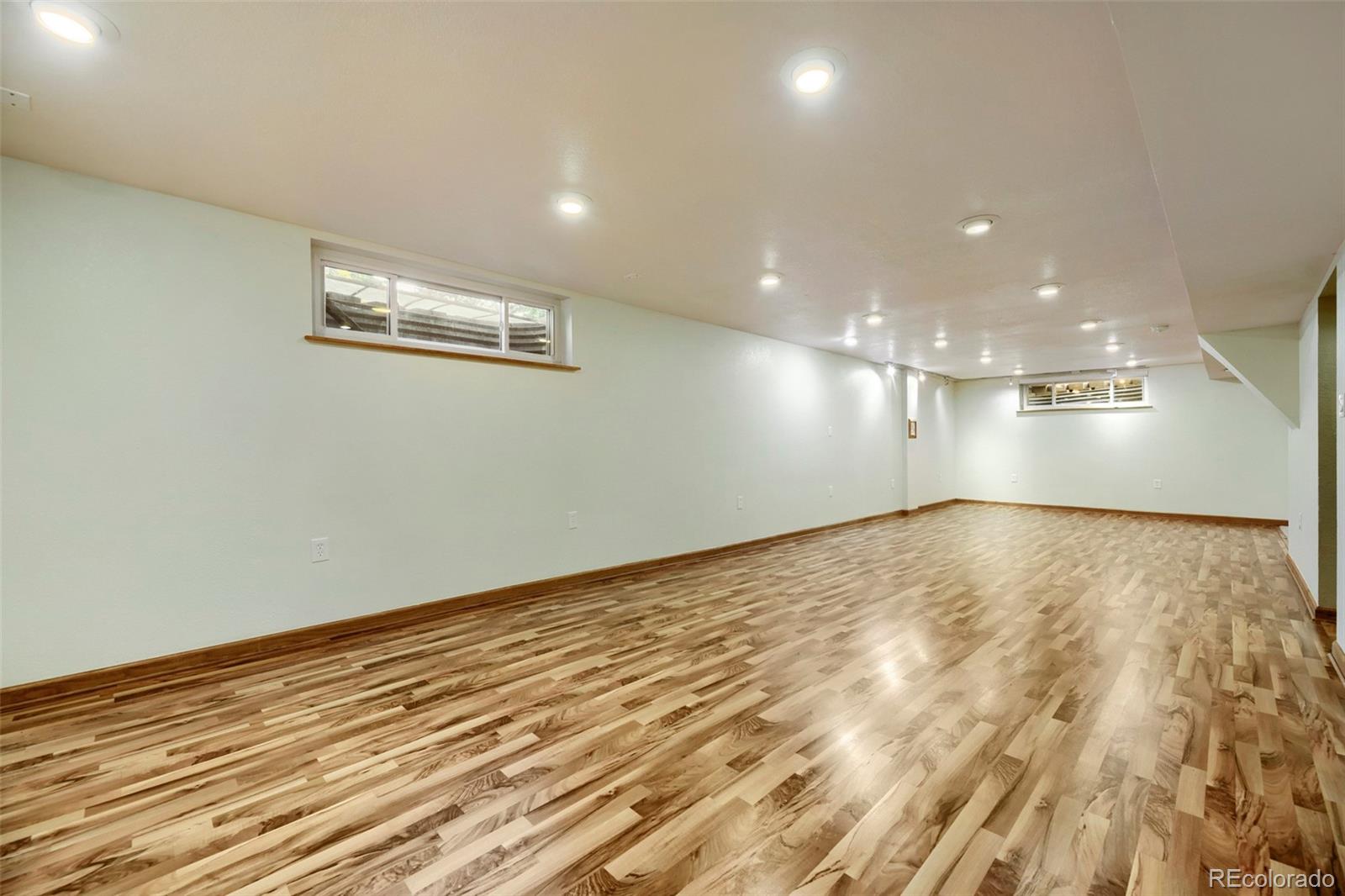 MLS Image #18 for 5525 e amherst avenue,denver, Colorado