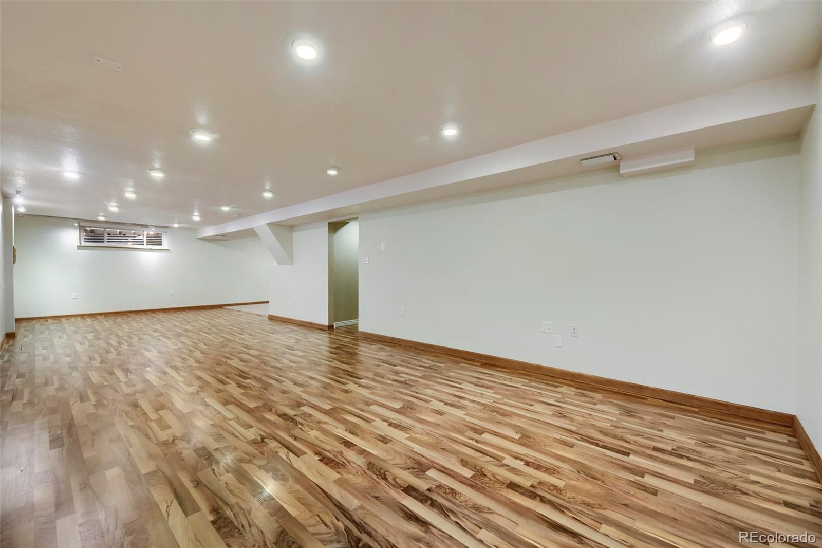 MLS Image #19 for 5525 e amherst avenue,denver, Colorado