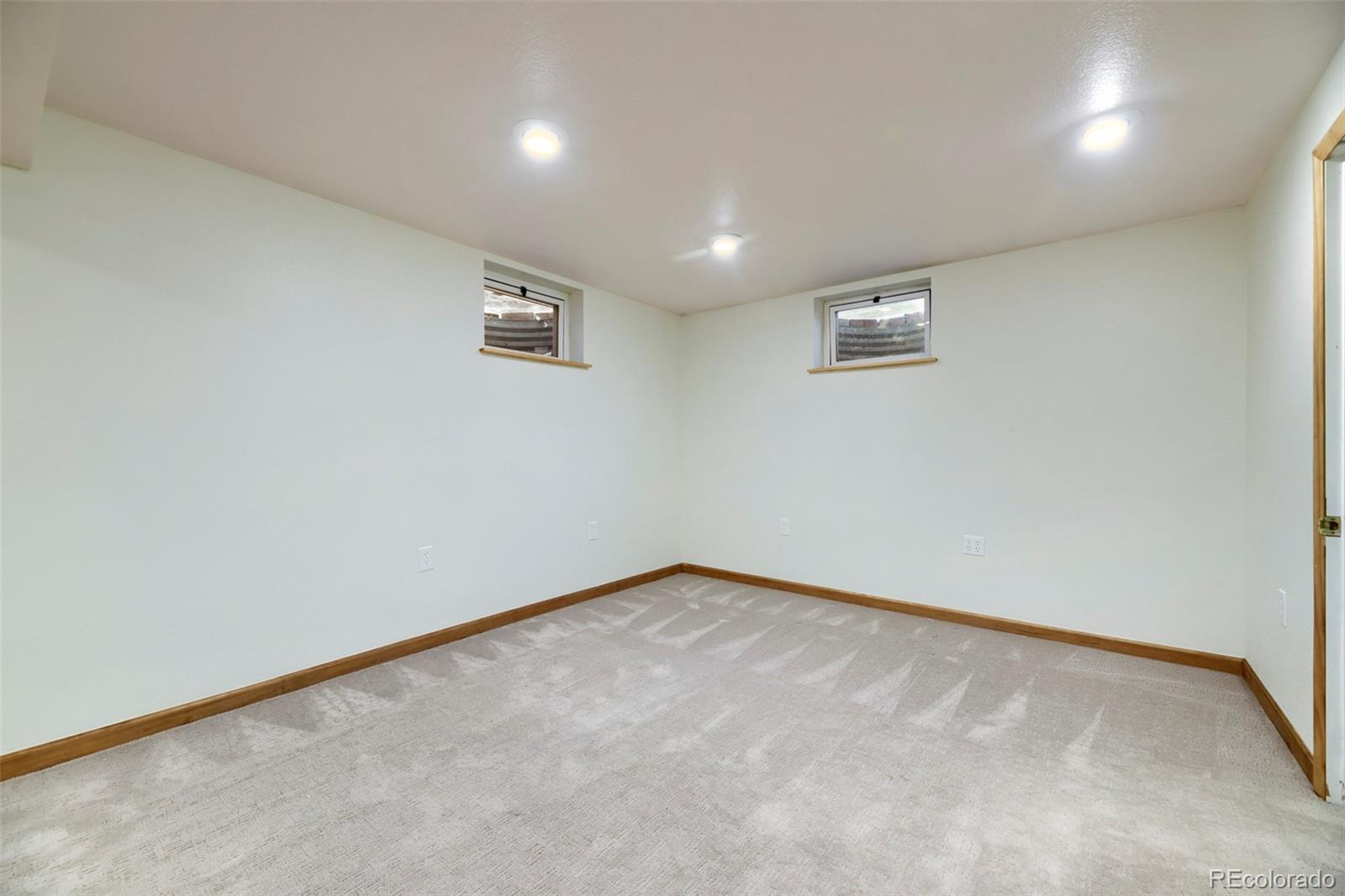 MLS Image #21 for 5525 e amherst avenue,denver, Colorado