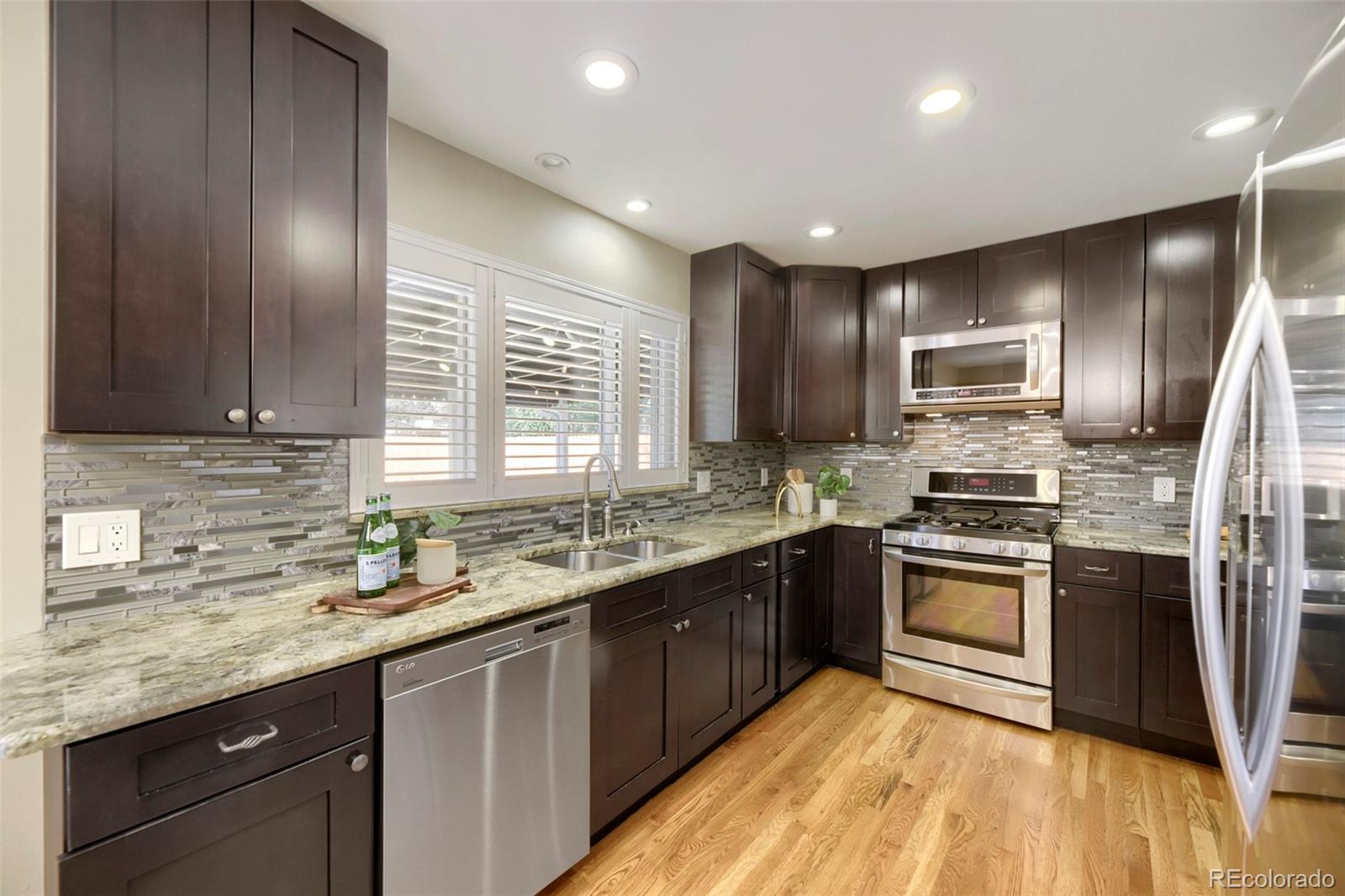 MLS Image #7 for 5525 e amherst avenue,denver, Colorado