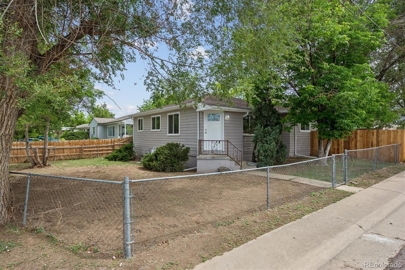 MLS Image #22 for 9801 e 8th avenue,aurora, Colorado