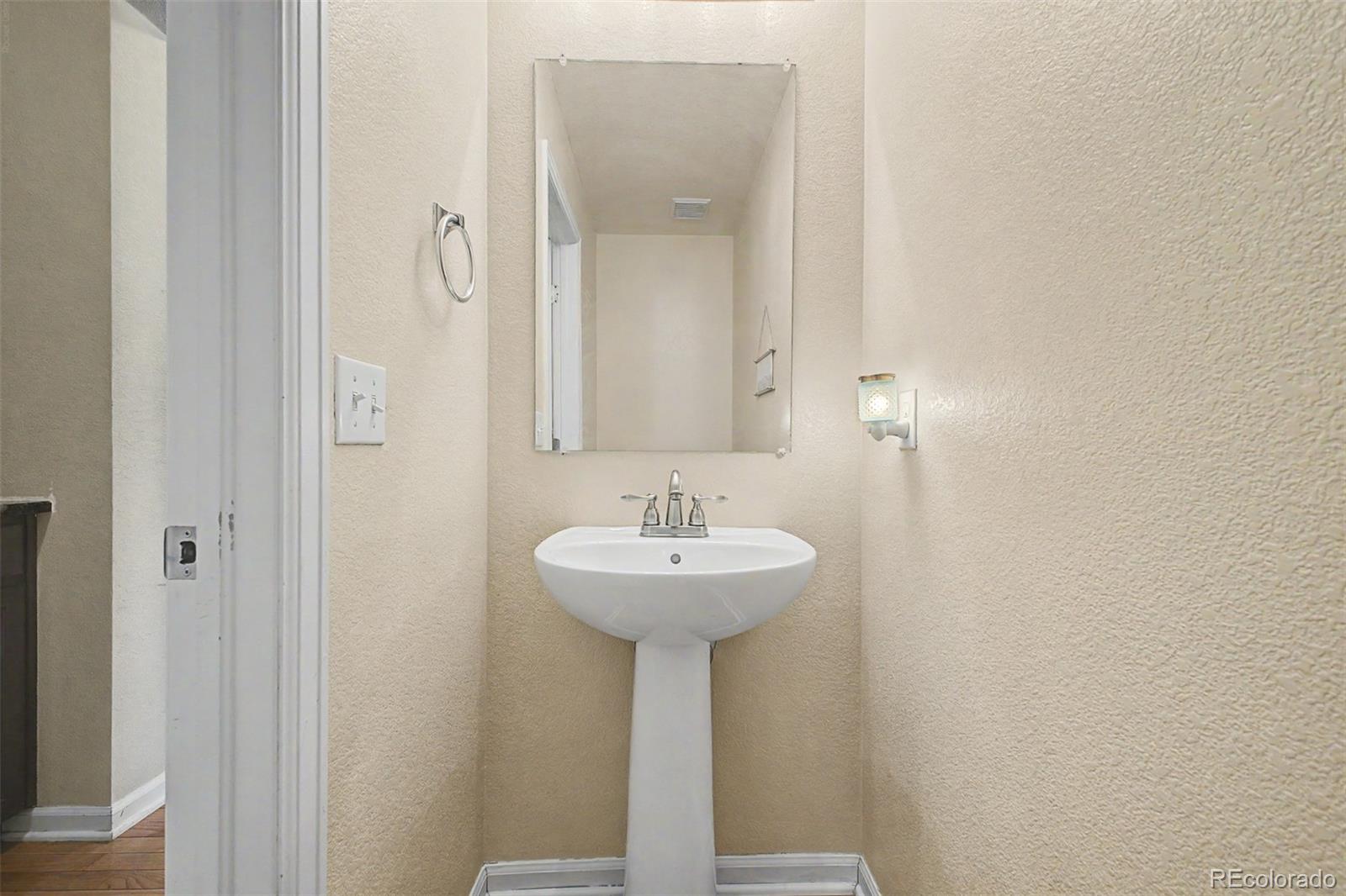 MLS Image #18 for 1321  biloxi court,aurora, Colorado