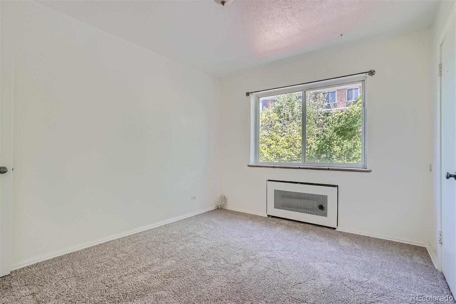 MLS Image #10 for 85 n grant street 22,denver, Colorado