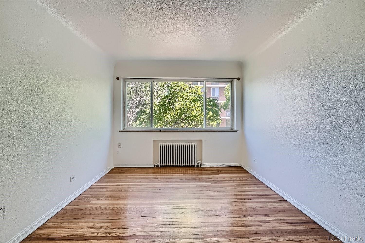 MLS Image #7 for 85 n grant street 22,denver, Colorado