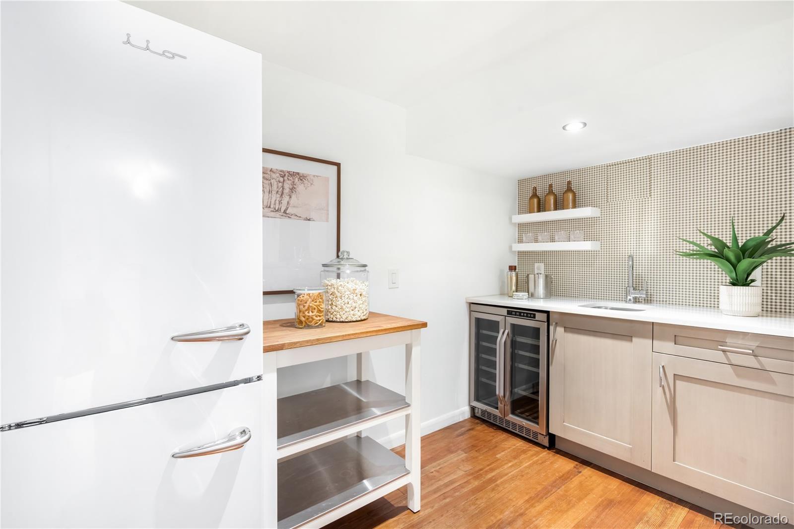 MLS Image #29 for 1371  milwaukee street,denver, Colorado