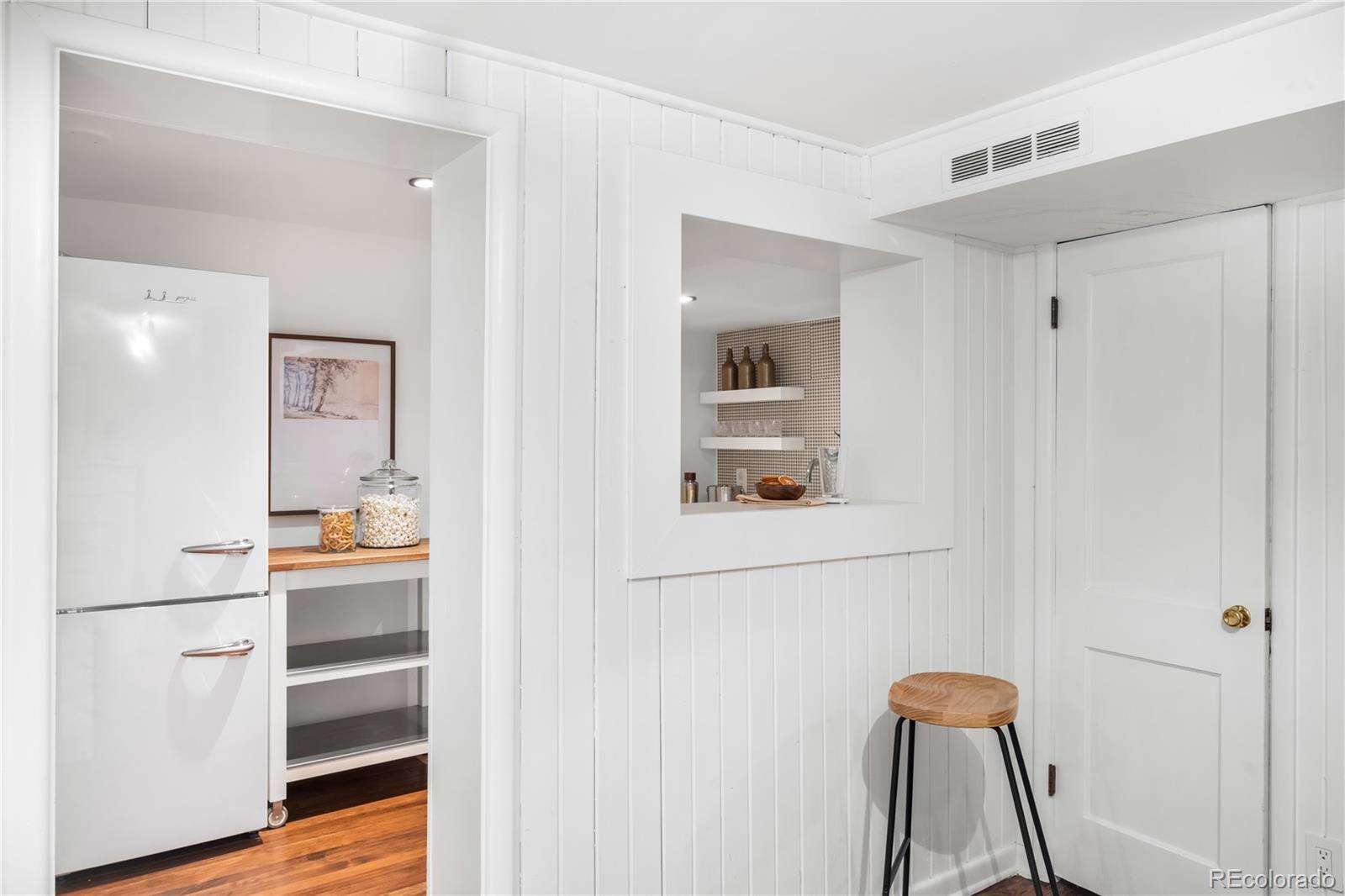 MLS Image #30 for 1371  milwaukee street,denver, Colorado