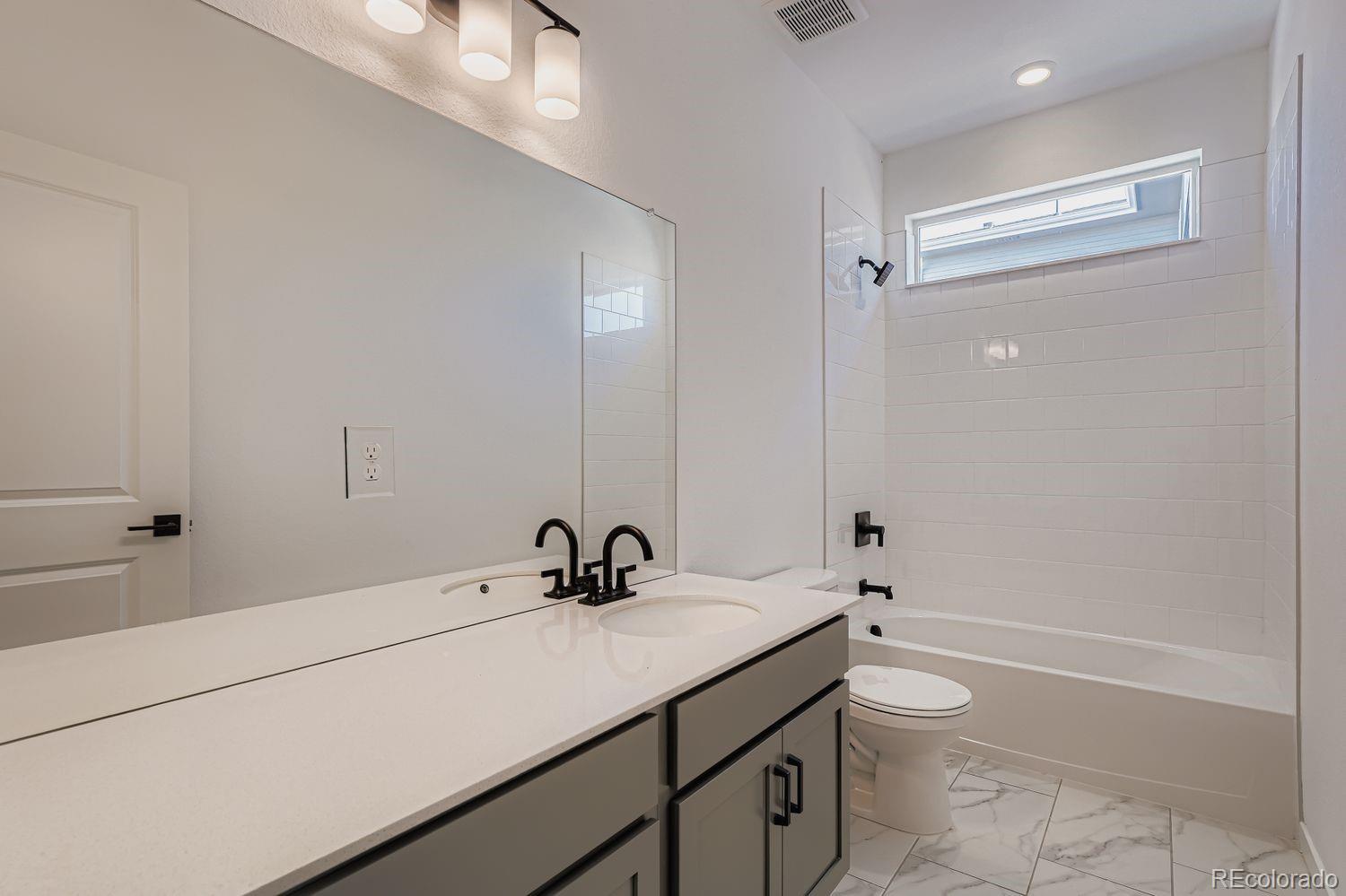 MLS Image #24 for 54915 e 28th place,strasburg, Colorado