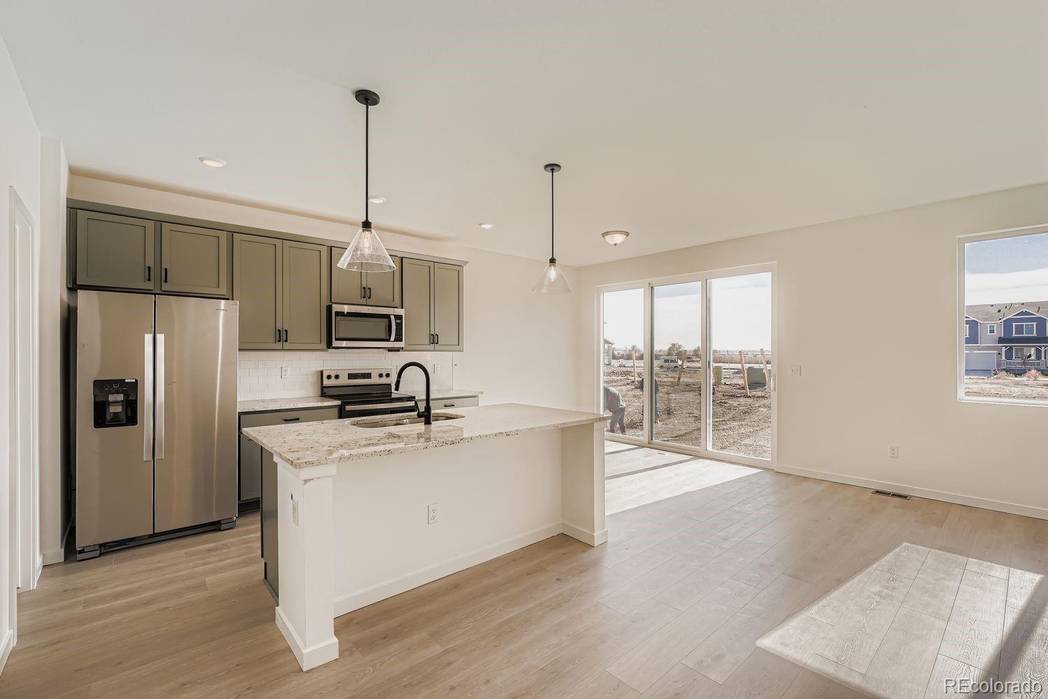 MLS Image #7 for 54915 e 28th place,strasburg, Colorado