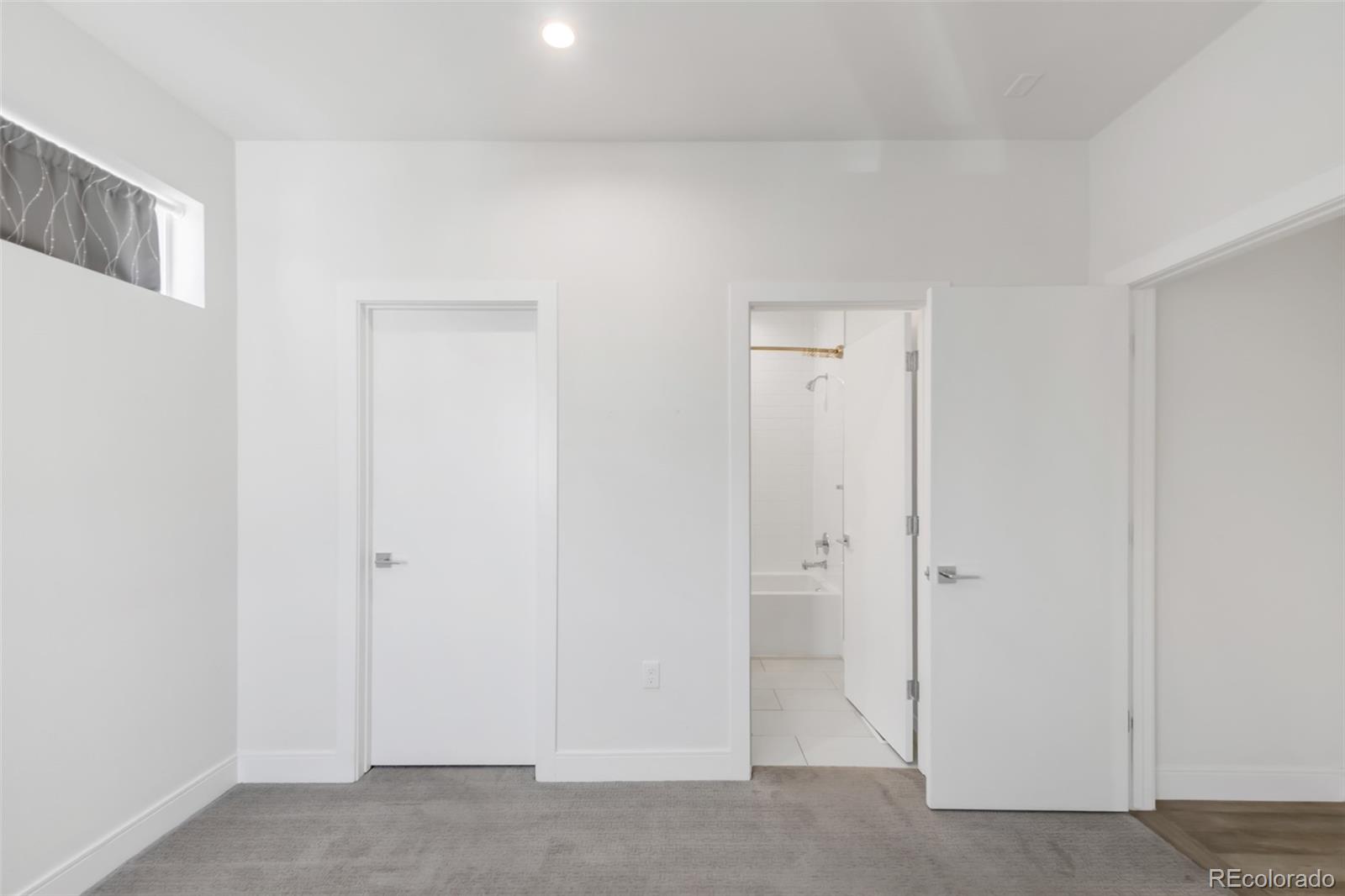 MLS Image #18 for 2420  eliot street,denver, Colorado
