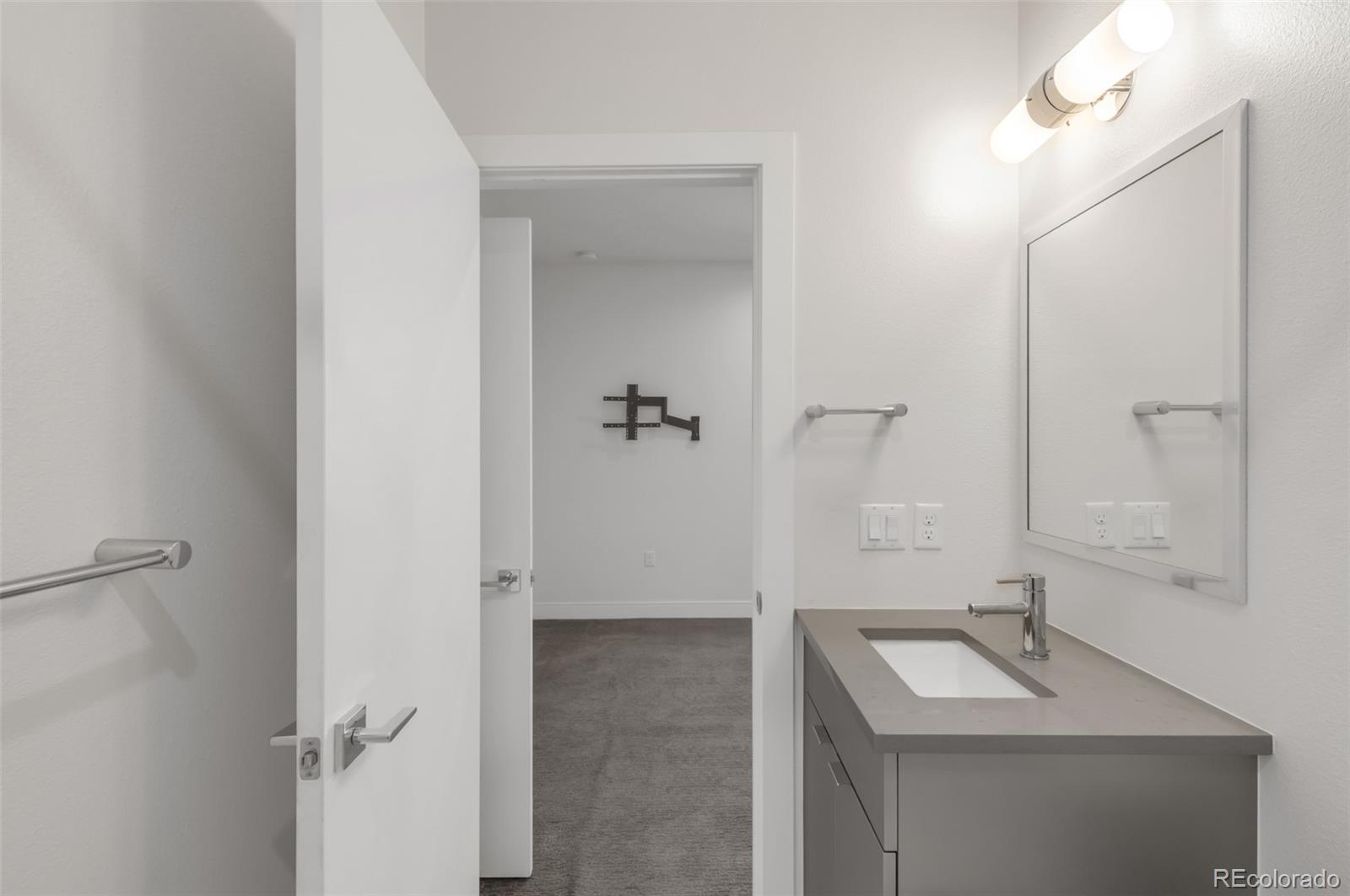 MLS Image #20 for 2420  eliot street,denver, Colorado