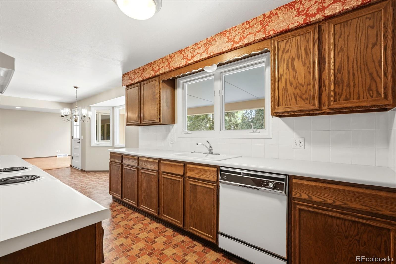 MLS Image #14 for 5477 w hinsdale place,littleton, Colorado