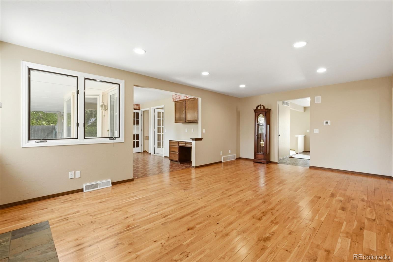 MLS Image #5 for 5477 w hinsdale place,littleton, Colorado