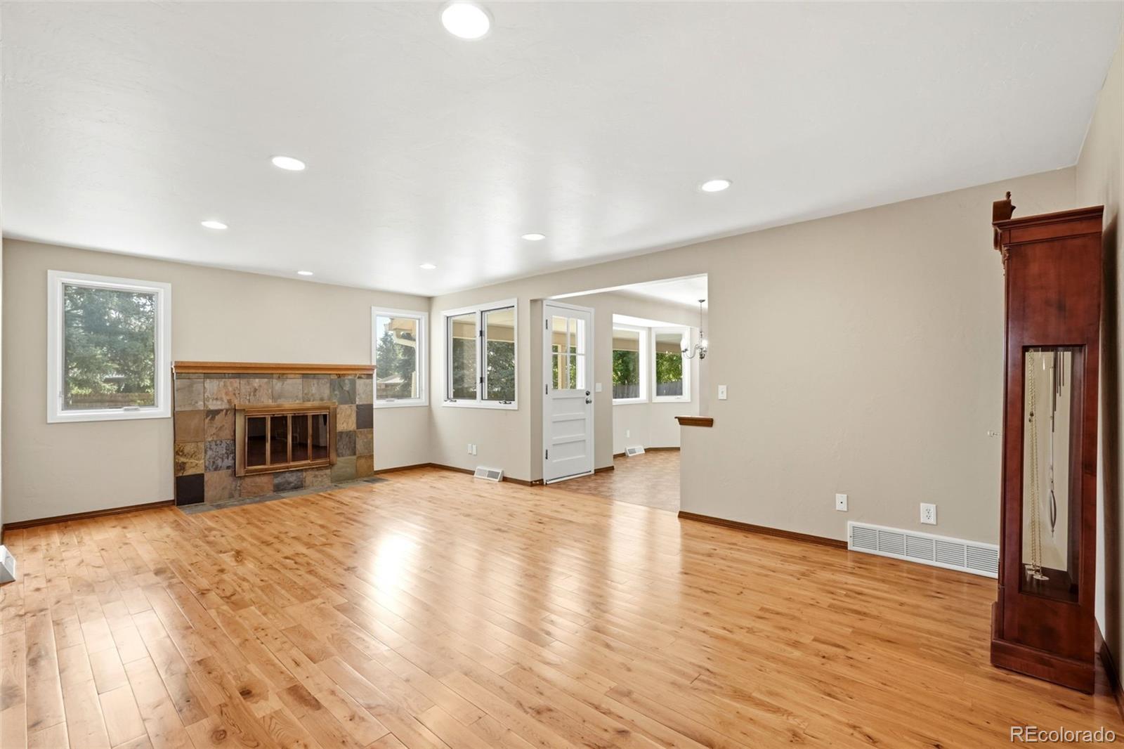 MLS Image #6 for 5477 w hinsdale place,littleton, Colorado