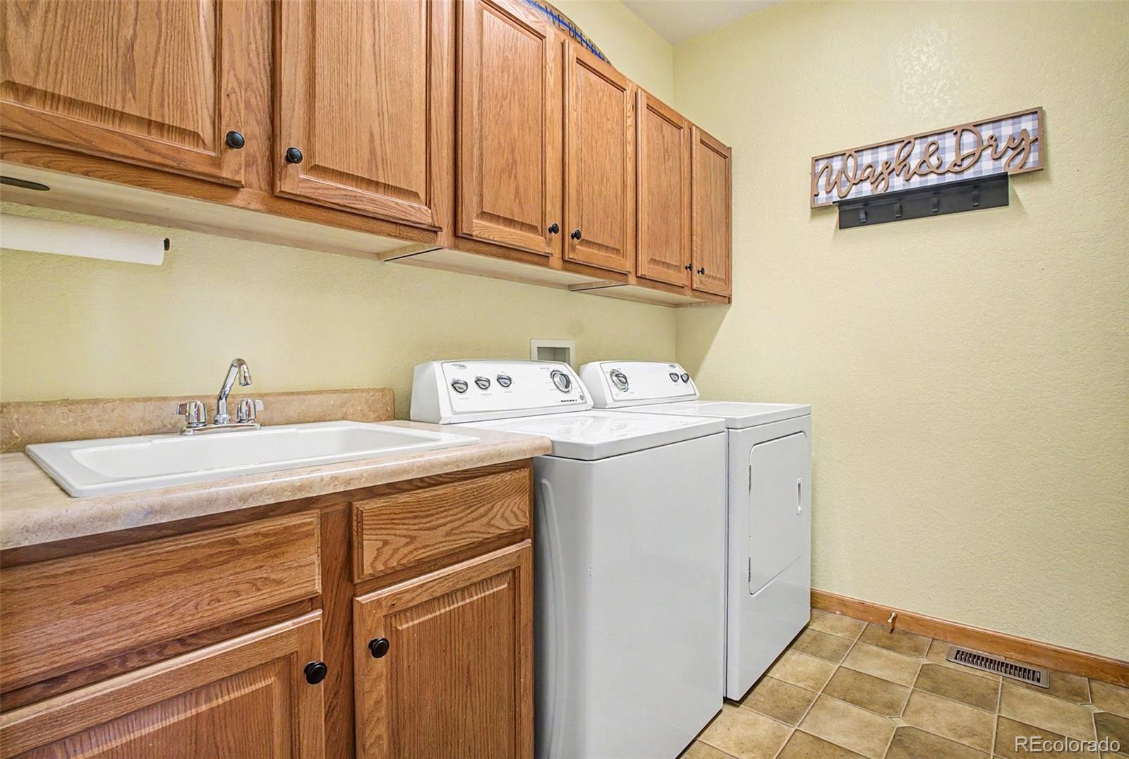 MLS Image #12 for 16555  umpire court,hudson, Colorado