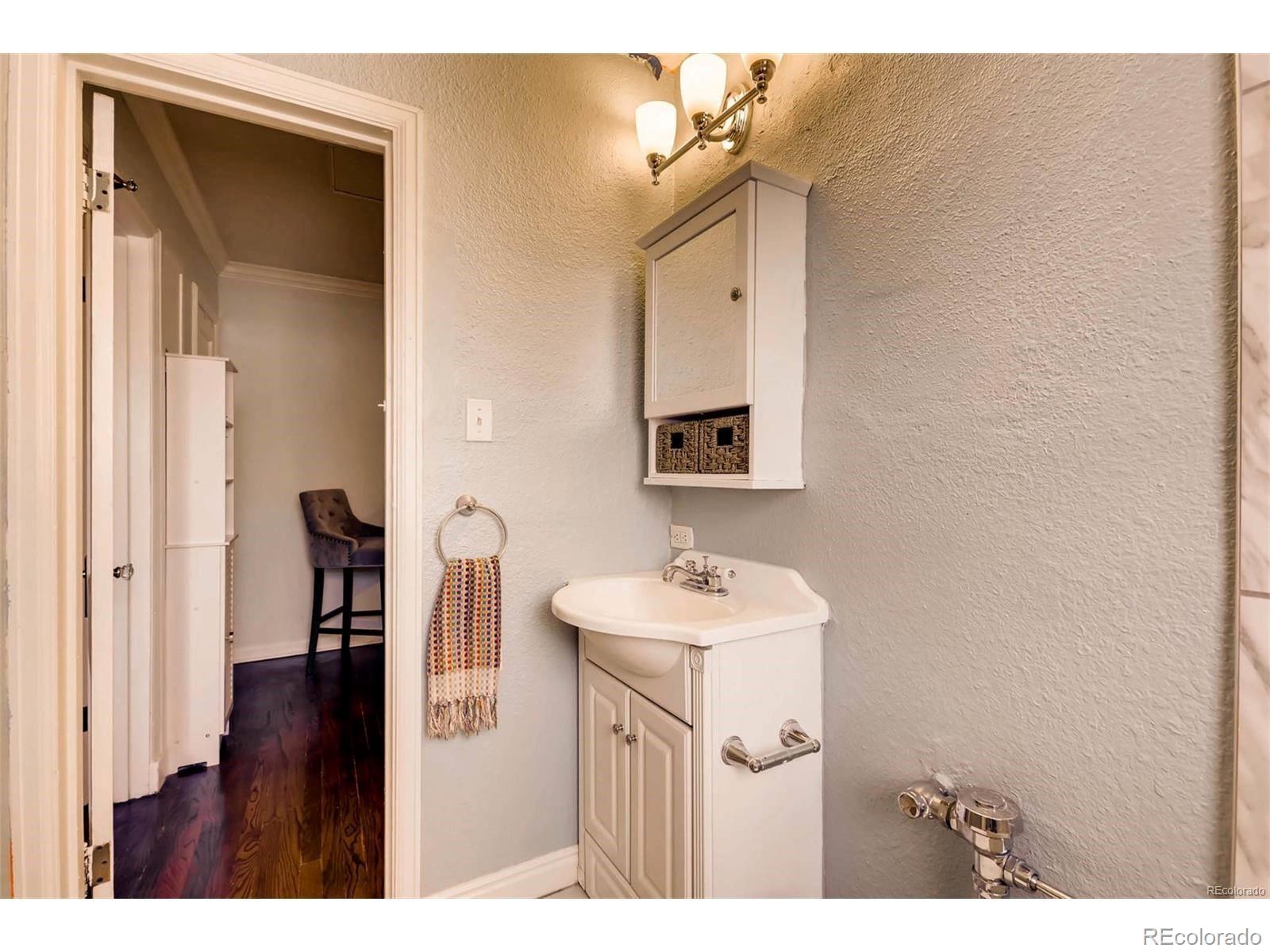 MLS Image #10 for 1024 e 14th avenue,denver, Colorado