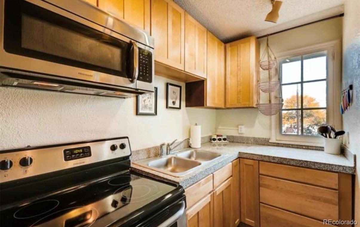 MLS Image #5 for 1024 e 14th avenue,denver, Colorado
