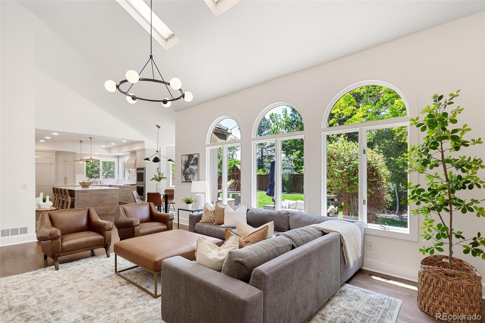 MLS Image #15 for 5212 s geneva street,englewood, Colorado