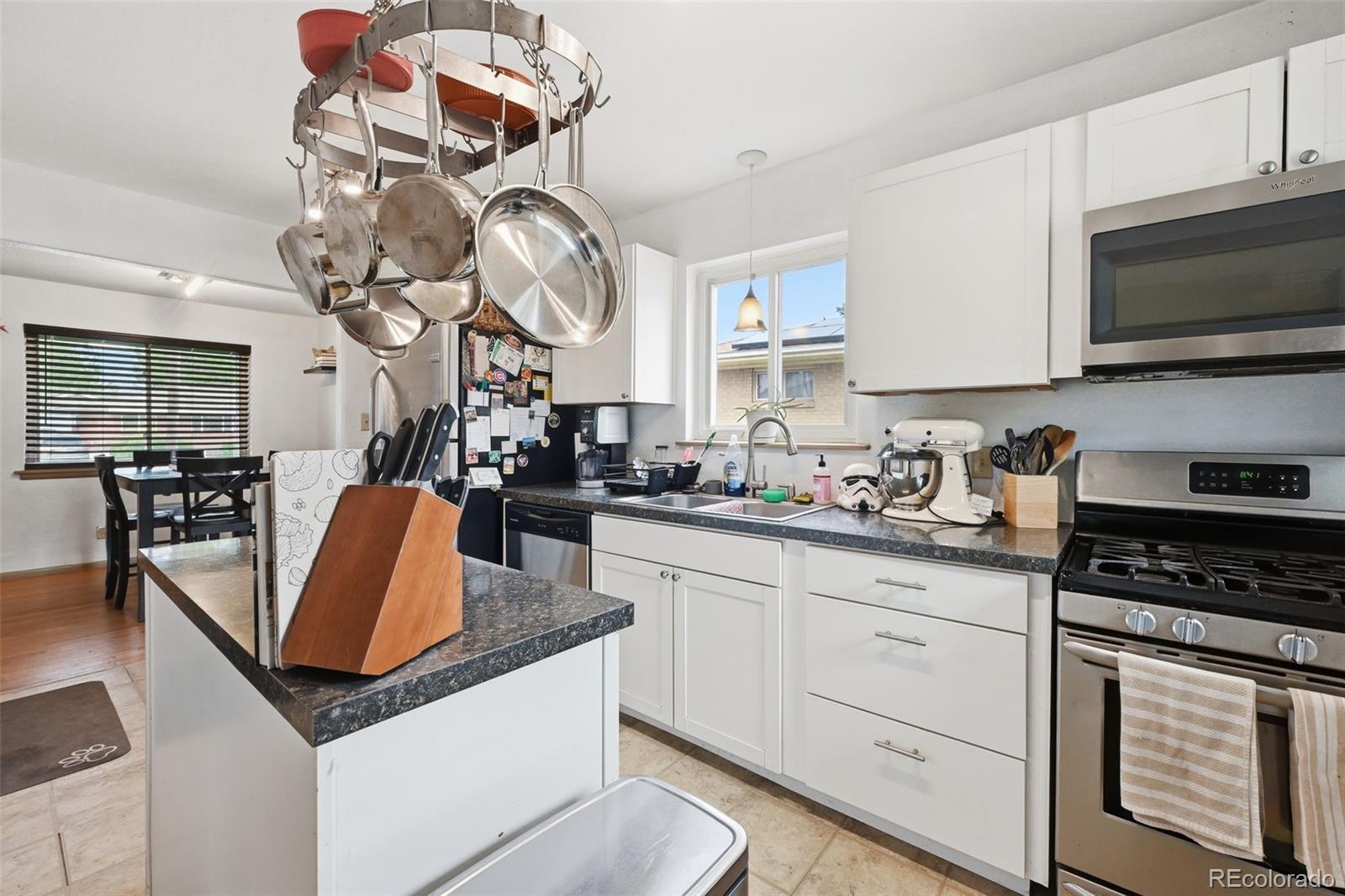 MLS Image #10 for 609  placid road,colorado springs, Colorado