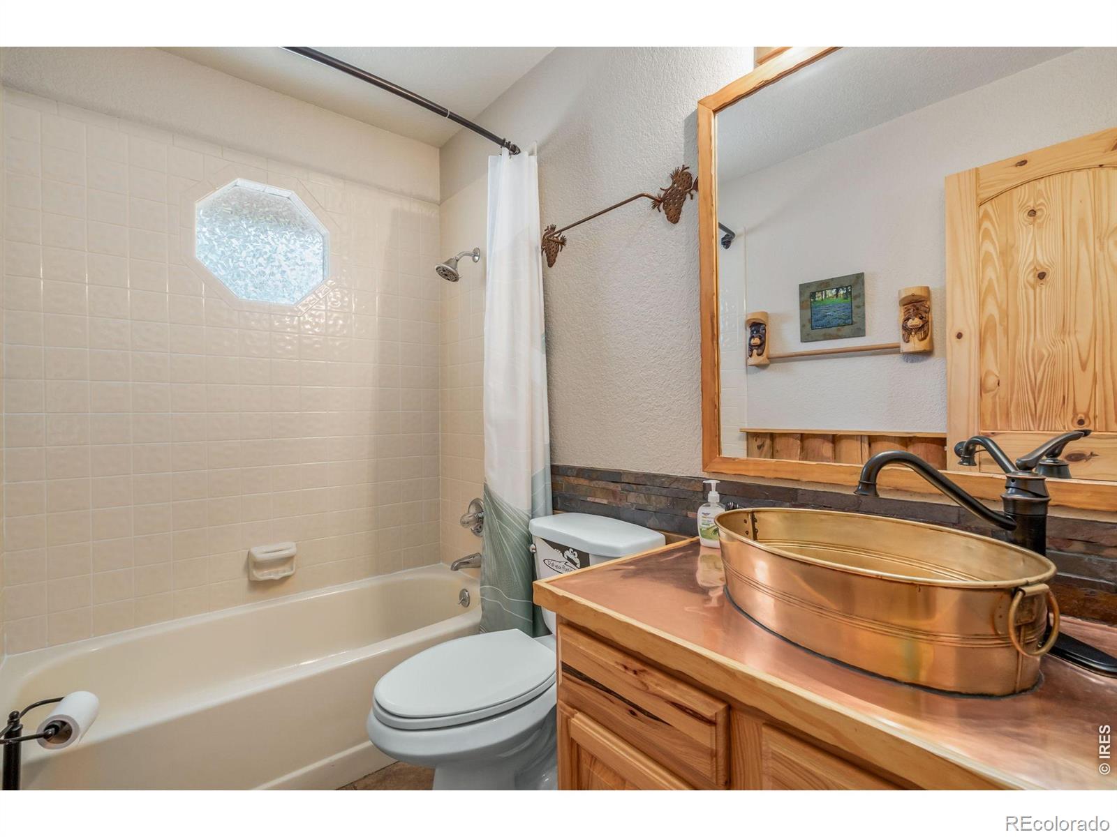 MLS Image #21 for 9201  four wheel drive,loveland, Colorado