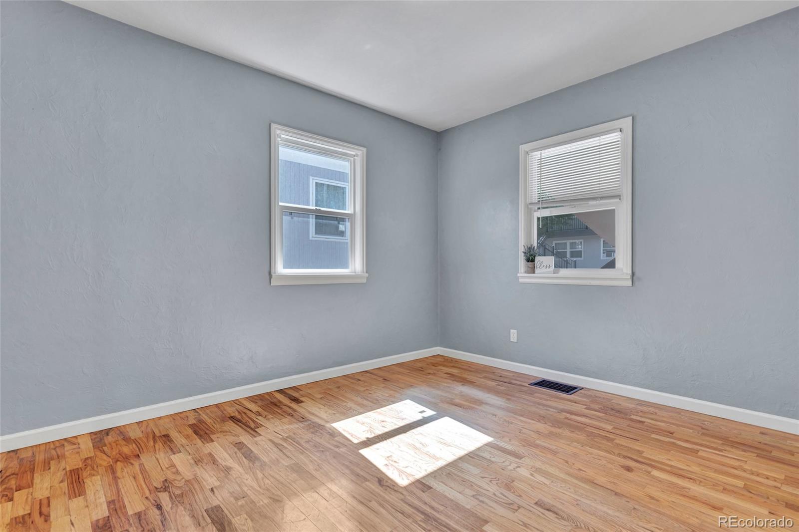MLS Image #15 for 1617 e kiowa street,colorado springs, Colorado