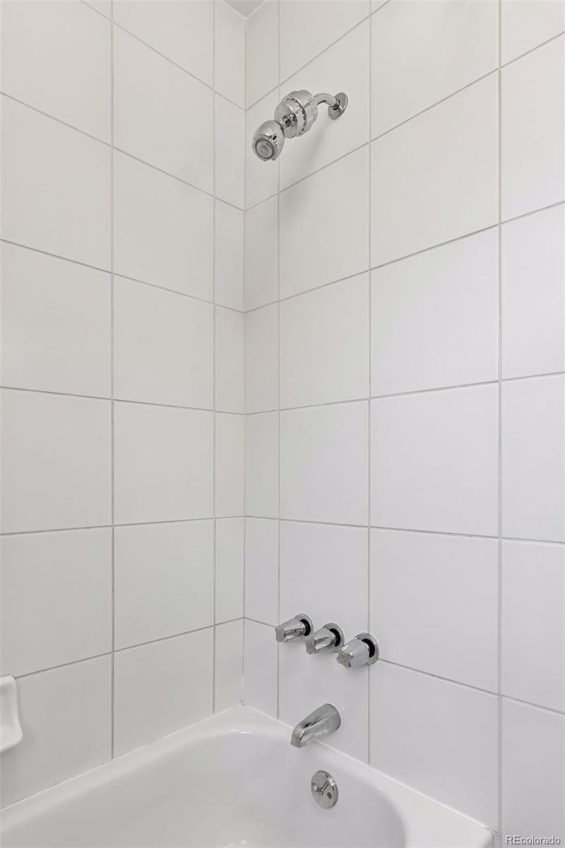 MLS Image #18 for 1600  winona court 1,denver, Colorado