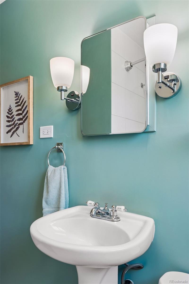 MLS Image #19 for 1600  winona court 1,denver, Colorado