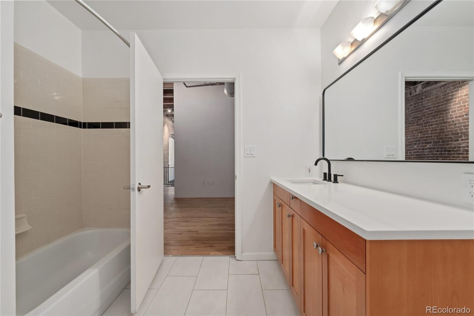 MLS Image #11 for 2960  inca street 112,denver, Colorado