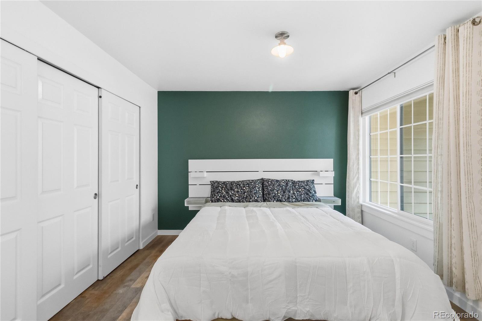 MLS Image #13 for 910 s dahlia street,denver, Colorado