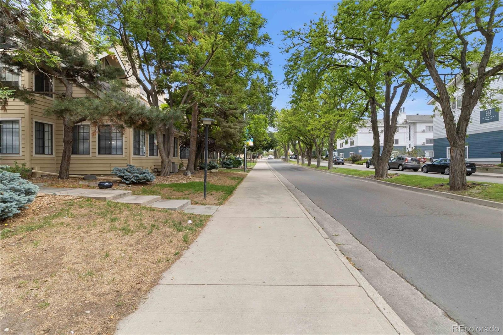 MLS Image #22 for 910 s dahlia street,denver, Colorado