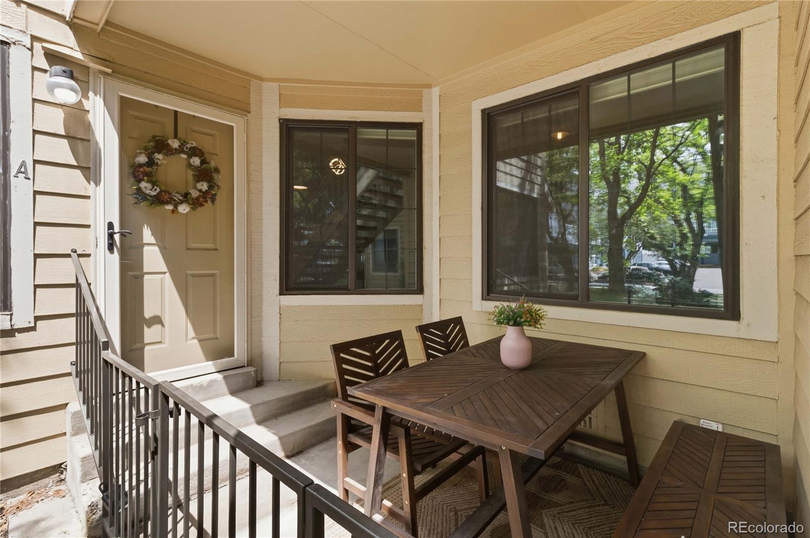 MLS Image #4 for 910 s dahlia street,denver, Colorado