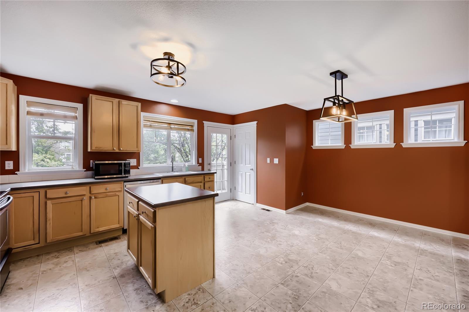 MLS Image #8 for 9493  longs peak drive ,commerce city, Colorado