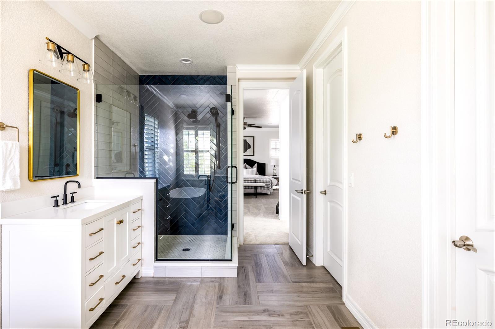 MLS Image #19 for 9740 e 32nd avenue,denver, Colorado