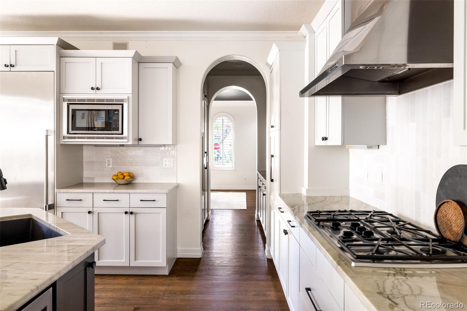 MLS Image #9 for 9740 e 32nd avenue,denver, Colorado