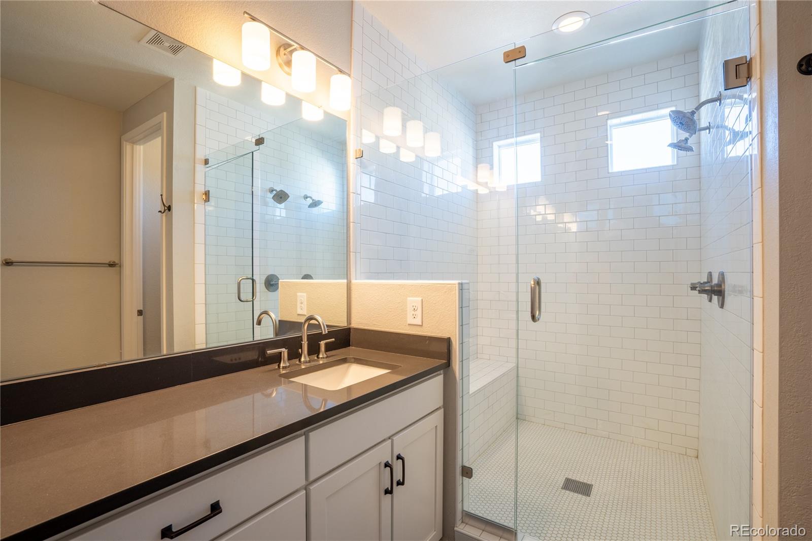 MLS Image #13 for 15858 e broncos place,englewood, Colorado