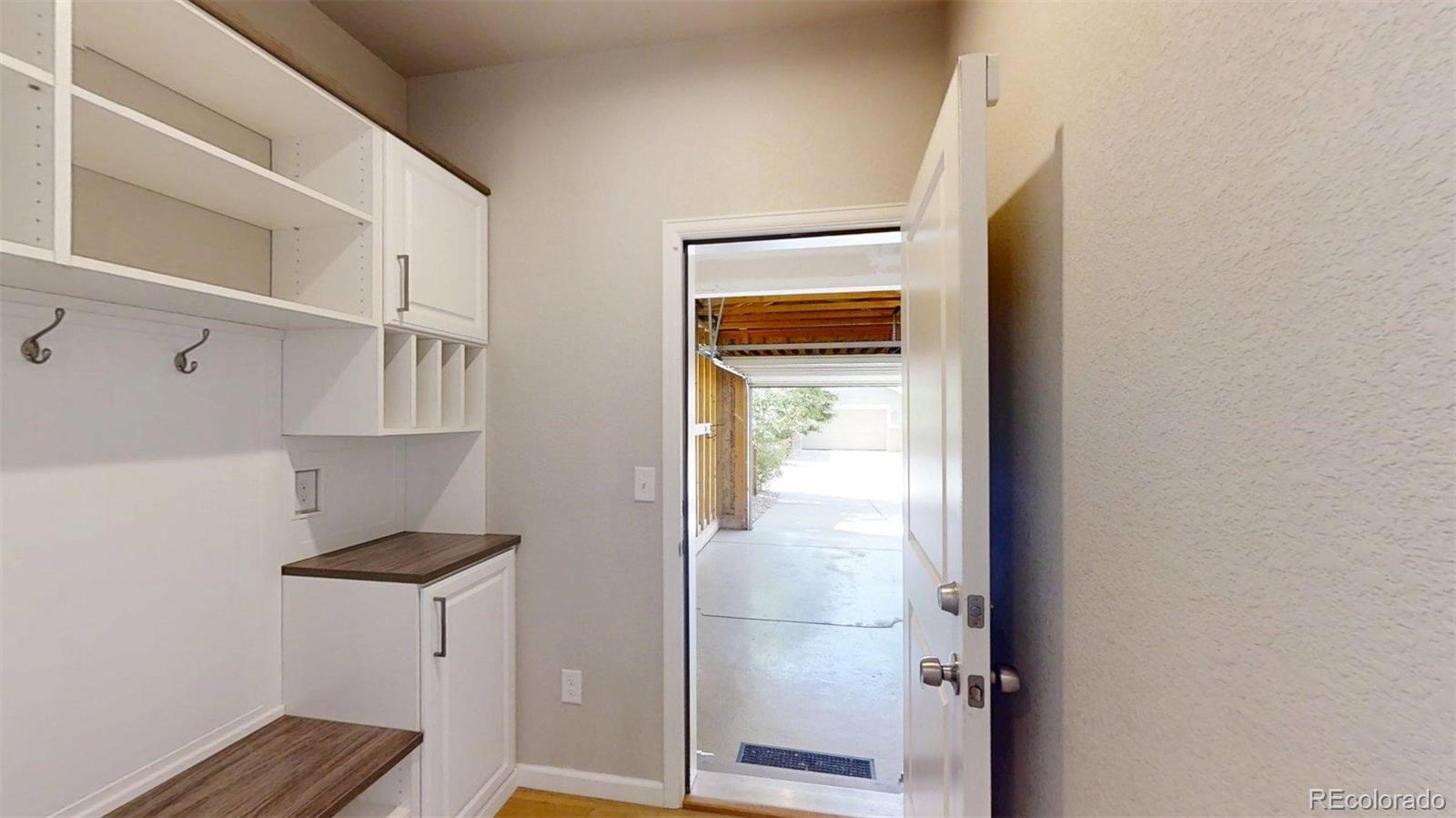 MLS Image #8 for 521 e hinsdale avenue,littleton, Colorado