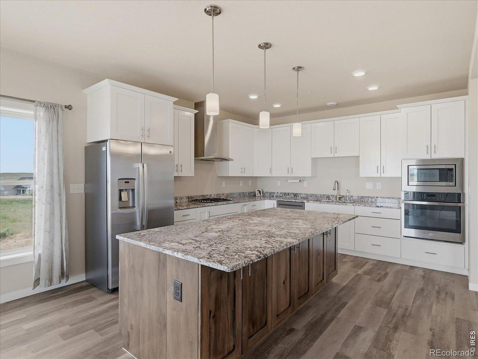 MLS Image #11 for 16478  essex road,platteville, Colorado