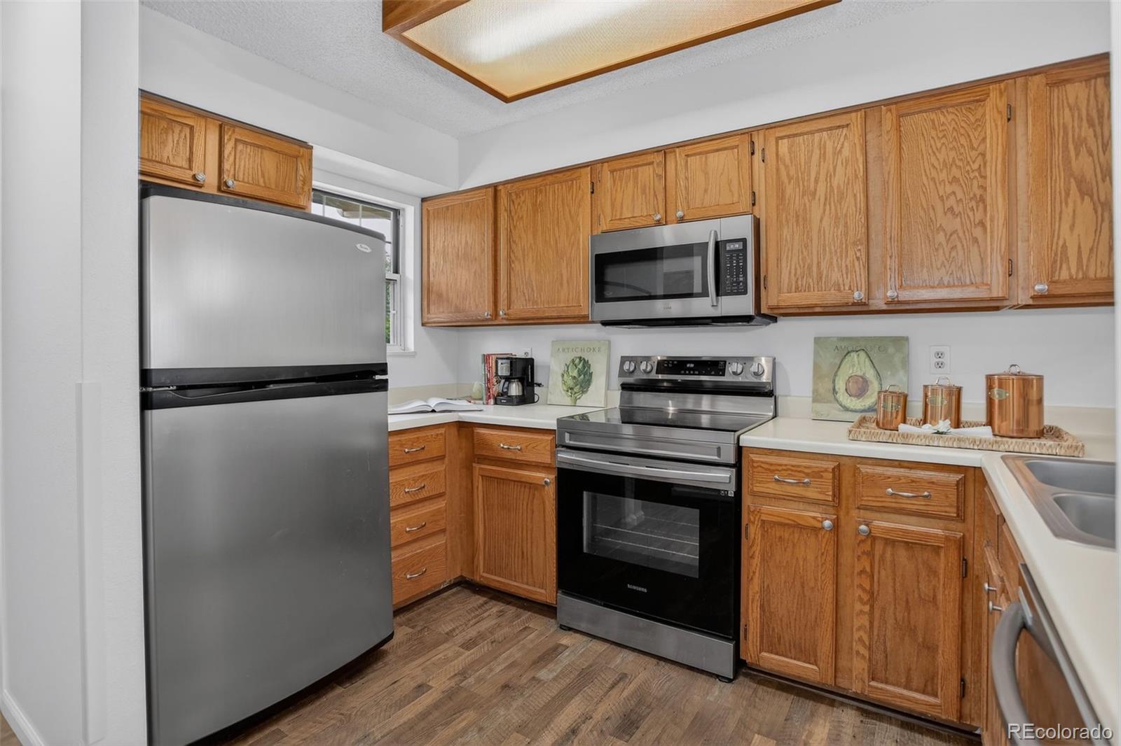 MLS Image #4 for 11133 w 17th avenue,lakewood, Colorado