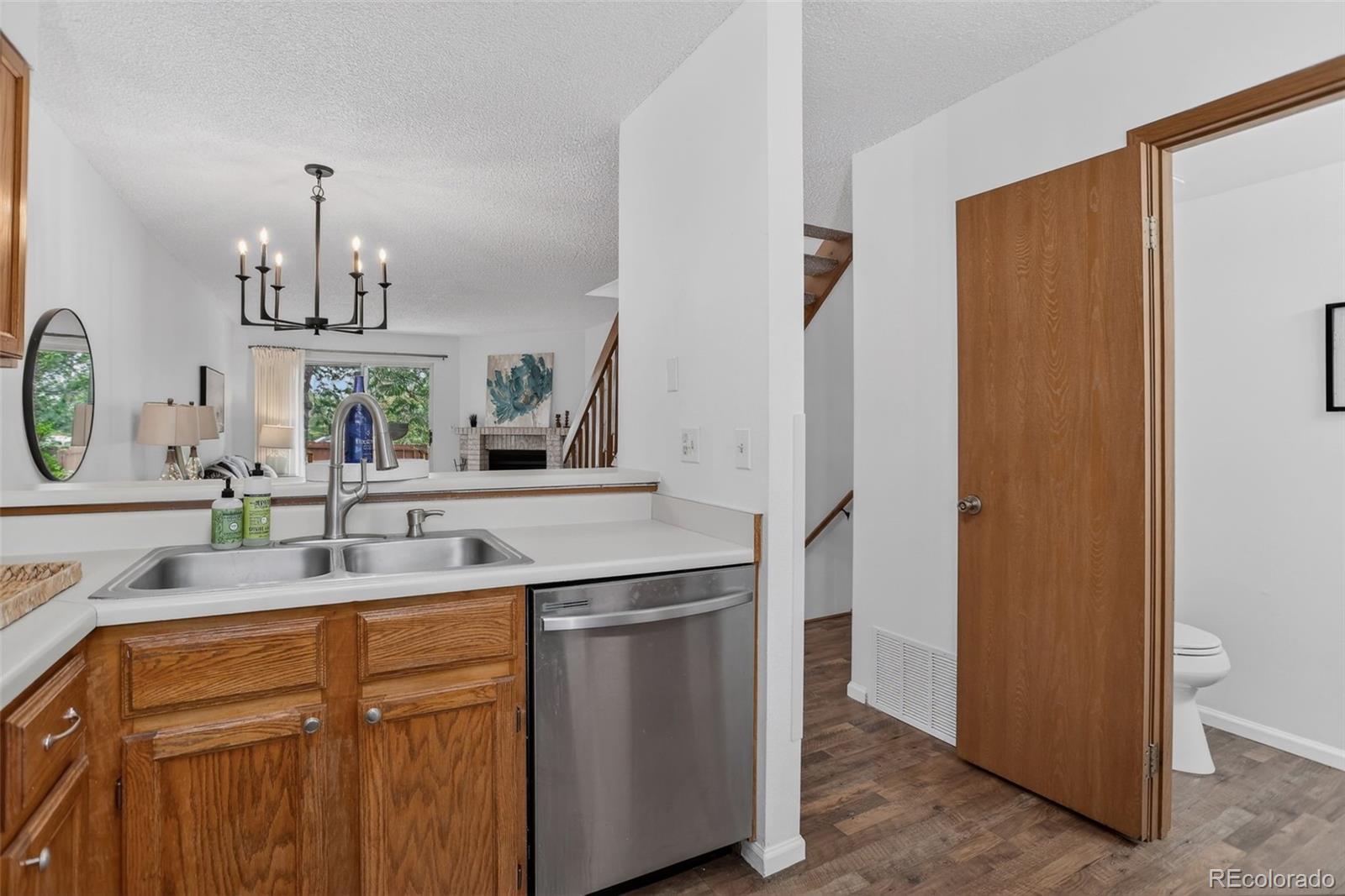 MLS Image #5 for 11133 w 17th avenue,lakewood, Colorado