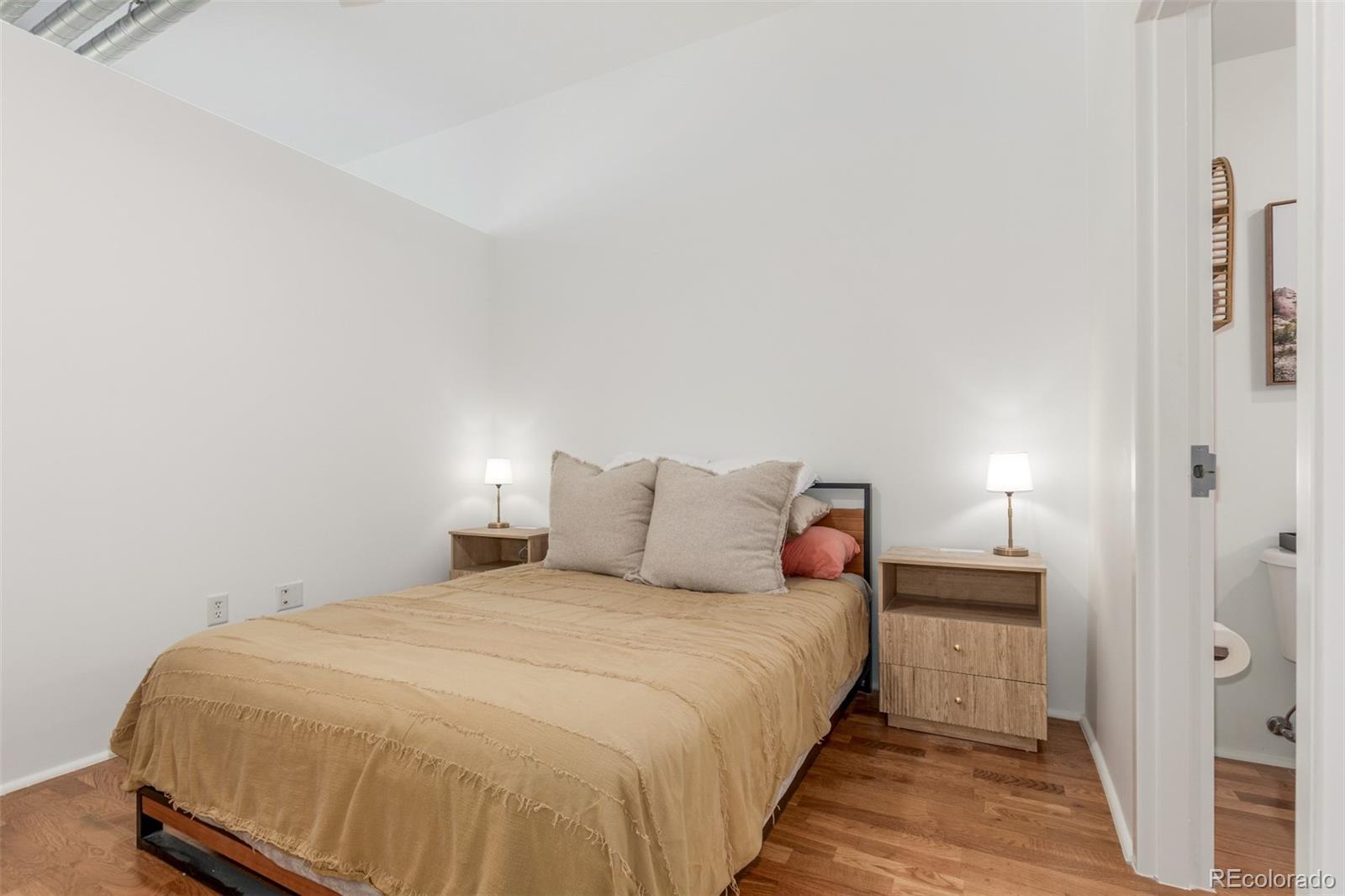MLS Image #15 for 3100  huron street 2r,denver, Colorado