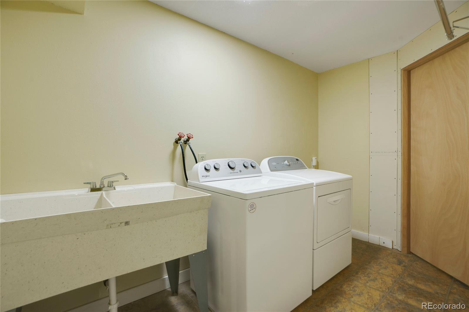 MLS Image #16 for 7609 e jamison drive,centennial, Colorado